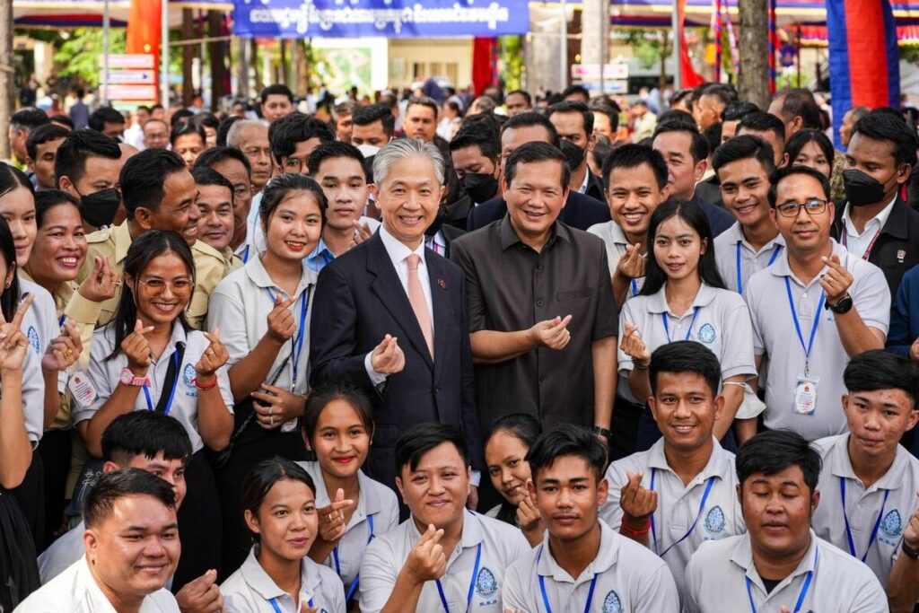 China ersetzt sich ein, um asiatische USAID -Projekte von Trump zu ersetzen