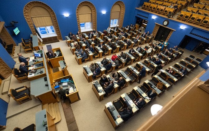 Die Riigikogu veränderte die Verfassung: russische und belarussische Bürgerrechte auf das Abstimmungsrecht
