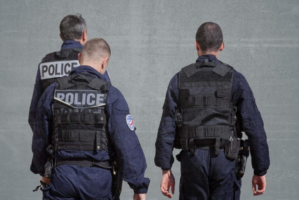 Weigerung, sich in Paris zu erfüllen: Dreizehn verletzte Menschen, darunter zehn Polizisten, floh bei einem Unfall ein Fahrer während eines Schecks Weigerung, sich in Paris zu erfüllen: Dreizehn verletzte Menschen, darunter zehn Polizisten, floh bei einem Unfall ein Fahrer während eines Schecks