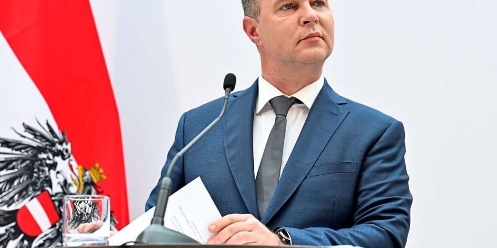 SPÖ hat Team paktiert: Sporrer Justizministerin, Königsberger-Ludwig und Schmidt werden Staatssekretärinnen SPÖ hat Team paktiert: Sporrer Justizministerin, Königsberger-Ludwig und Schmidt werden Staatssekretärinnen