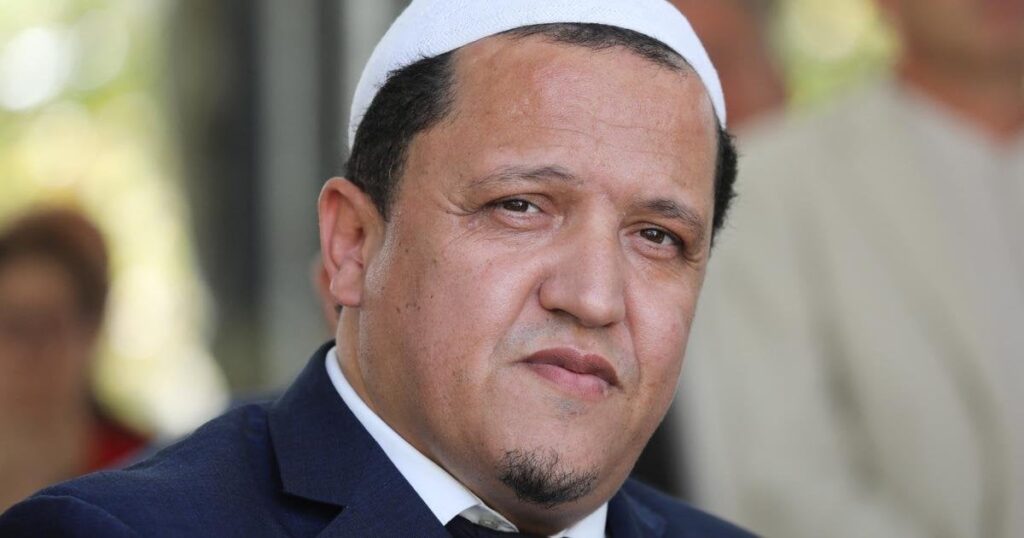 Der Imam von Drancy behauptet, dass die Nationalität von Rima Hassan die rebellischen „Muslime Frankreichs“ nennen, um es „zu befreien“, um es „zu befreien“ Der Imam von Drancy behauptet, dass die Nationalität von Rima Hassan die rebellischen "Muslime Frankreichs" nennen, um es "zu befreien", um es "zu befreien"