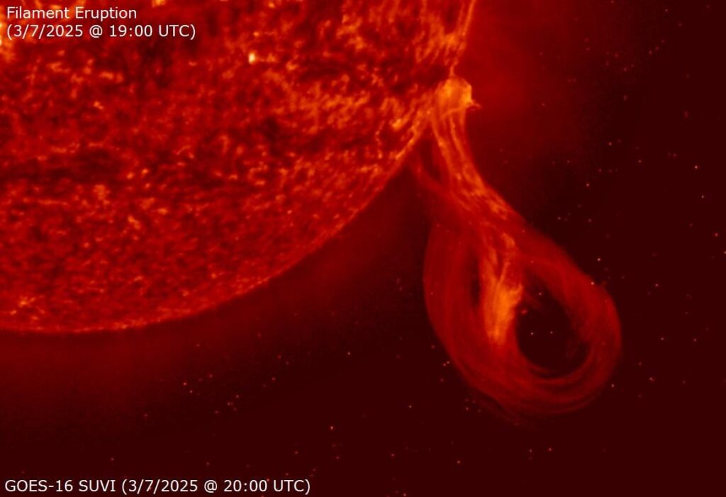 Ein wunderschöner koronaler Massenauswurf brach aus dem südwestlichen Rand der Sonne 7.3.25 aus