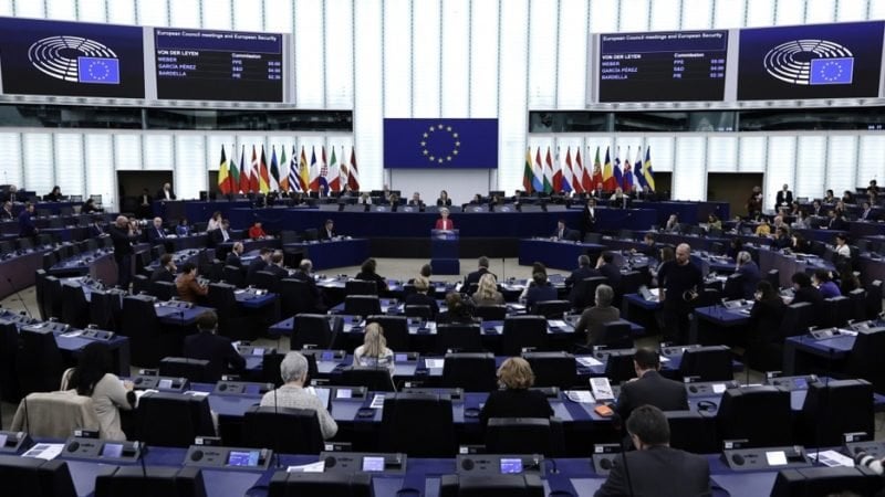 Die Kommission möchte das Parlament kurzschließen, um die Umsetzung des EU-Verteidigungsplans zu beschleunigen