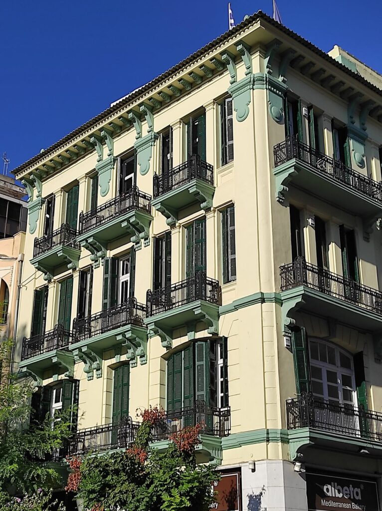 Wohngebäude der Zwischenkriegszeit in Thessaloniki, entworfen vom Architekten Dimitrios Andronikos