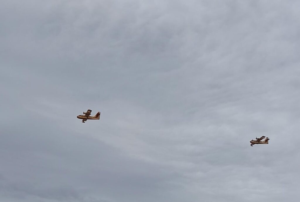 Kriegsflugzeuge kehren nach 25/3 Show in Athen zu ihrer Basis zurück.