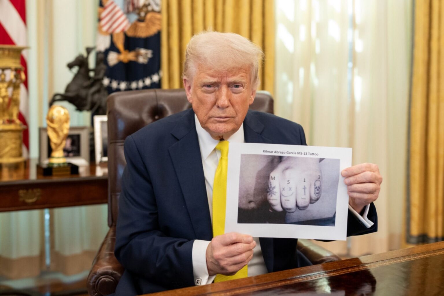 Trump verspottet, nachdem er behauptet hatte, dass Abrego Garcias Photoshopped MS-13-Tattoos seinen Status seines Bandenmitglieds beweisen: "Oh mein Gott, er ist senil."