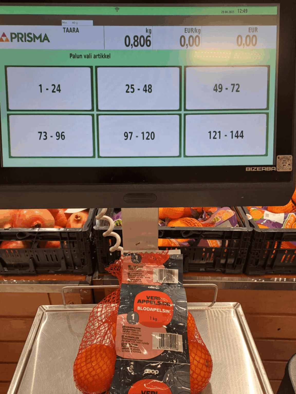 Orangengewicht auf dem Paket: 1 kg; Tatsächliches Gewicht: 0,806 kg