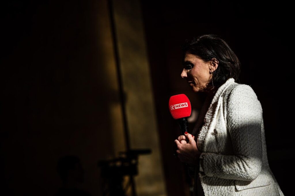 Die Behandlung der Verurteilung von Marine Le Pen über CNEWs und Europa 1 Fragen Die Behandlung der Verurteilung von Marine Le Pen über CNEWs und Europa 1 Fragen