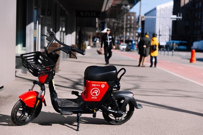 Tallinn etablierte Regeln für die Verwendung von leichten Mikro- und Mini -Mopeds