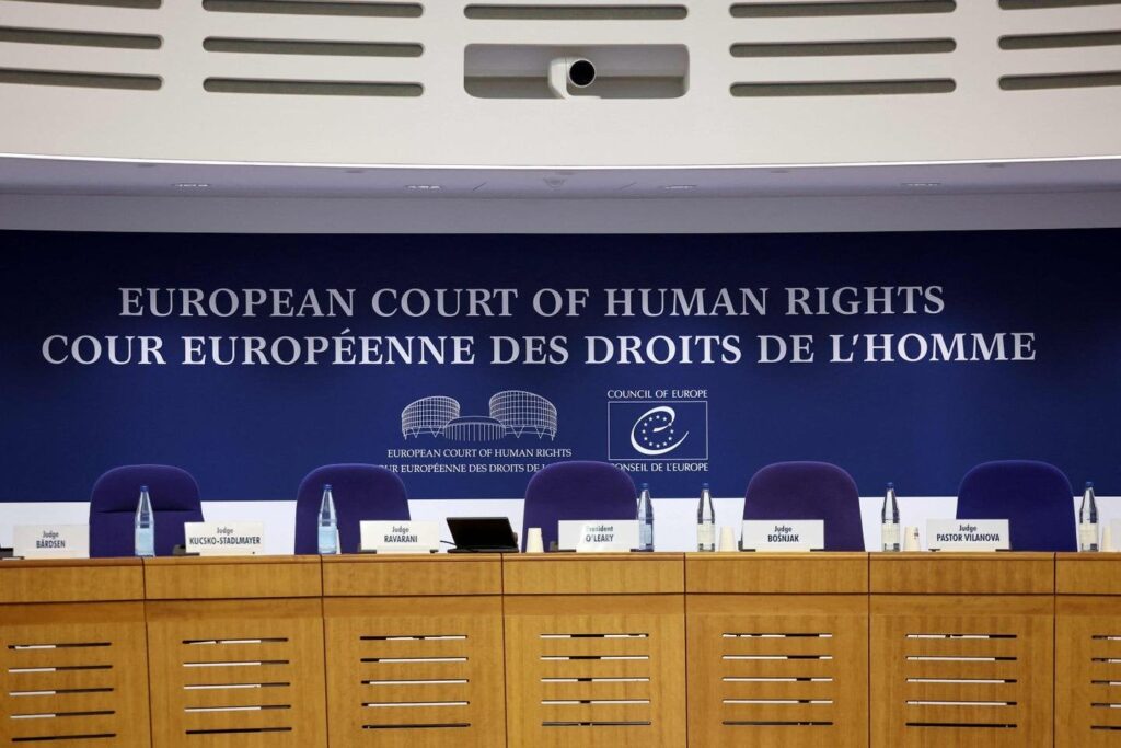 Die EMRR verurteilt Frankreich dafür, dass sie drei Minderjährige nicht geschützt haben