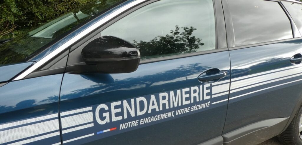 Highschool -Schüler fanden in der Nähe von Caen tot. Die Gendarmerie appelliert an Zeugen