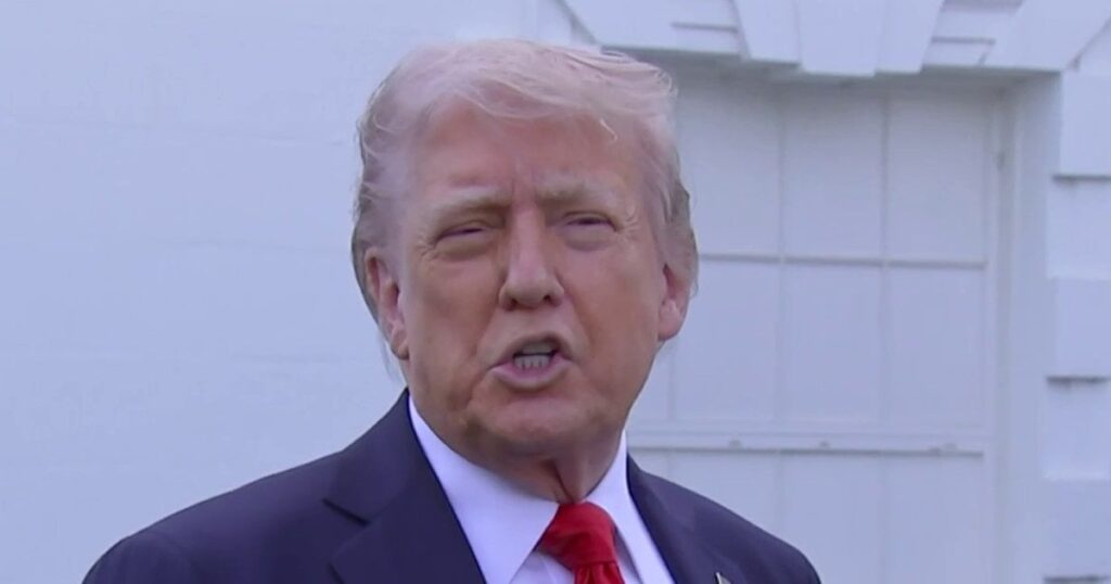 Neue Umfrage zeigt, dass die Mehrheit der jungen Männer die Arbeitsleistung von Präsident Trump missbilligt Neue Umfrage zeigt, dass die Mehrheit der jungen Männer die Arbeitsleistung von Präsident Trump missbilligt