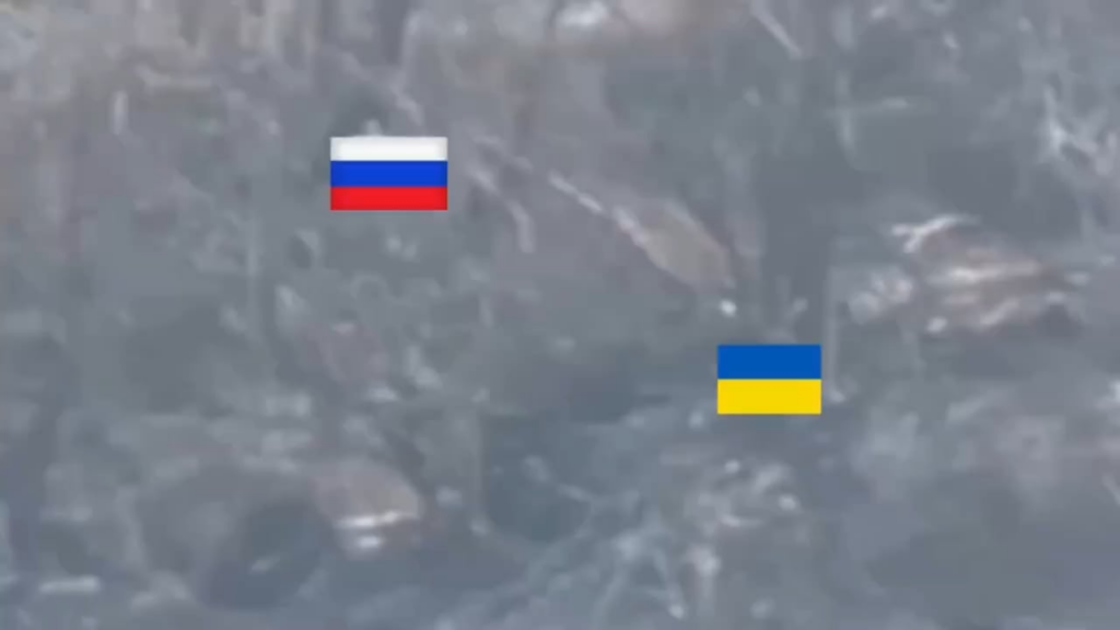 Der ukrainische Soldat tötet den russischen Soldaten im Nahkampf, nachdem er versucht hatte, in seinen Graben in Donezk zu springen [unknown date]