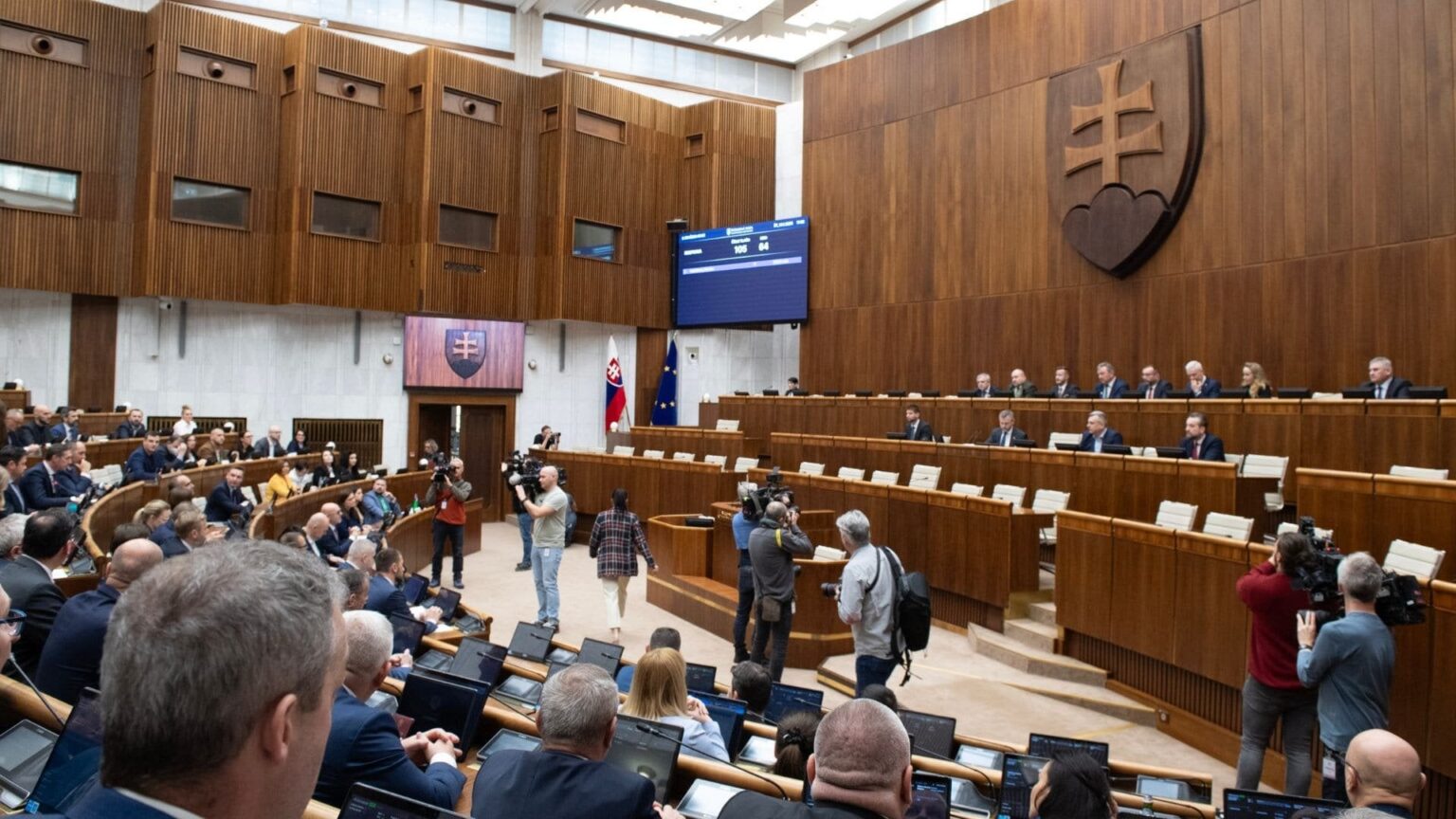 Ende der Hoffnung für ein Drei -Tage -Wochenende: Das Parlament lehnte eine verkürzte Arbeitswoche ab