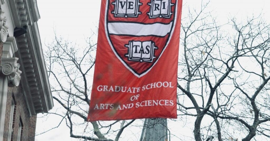 USA: Die Trump -Regierung „friert“ in Harvard 2,2 Milliarden US -Dollar über Anti -Semitismus -Meinungsverschiedenheiten „ein USA: Die Trump -Regierung "friert" in Harvard 2,2 Milliarden US -Dollar über Anti -Semitismus -Meinungsverschiedenheiten "ein