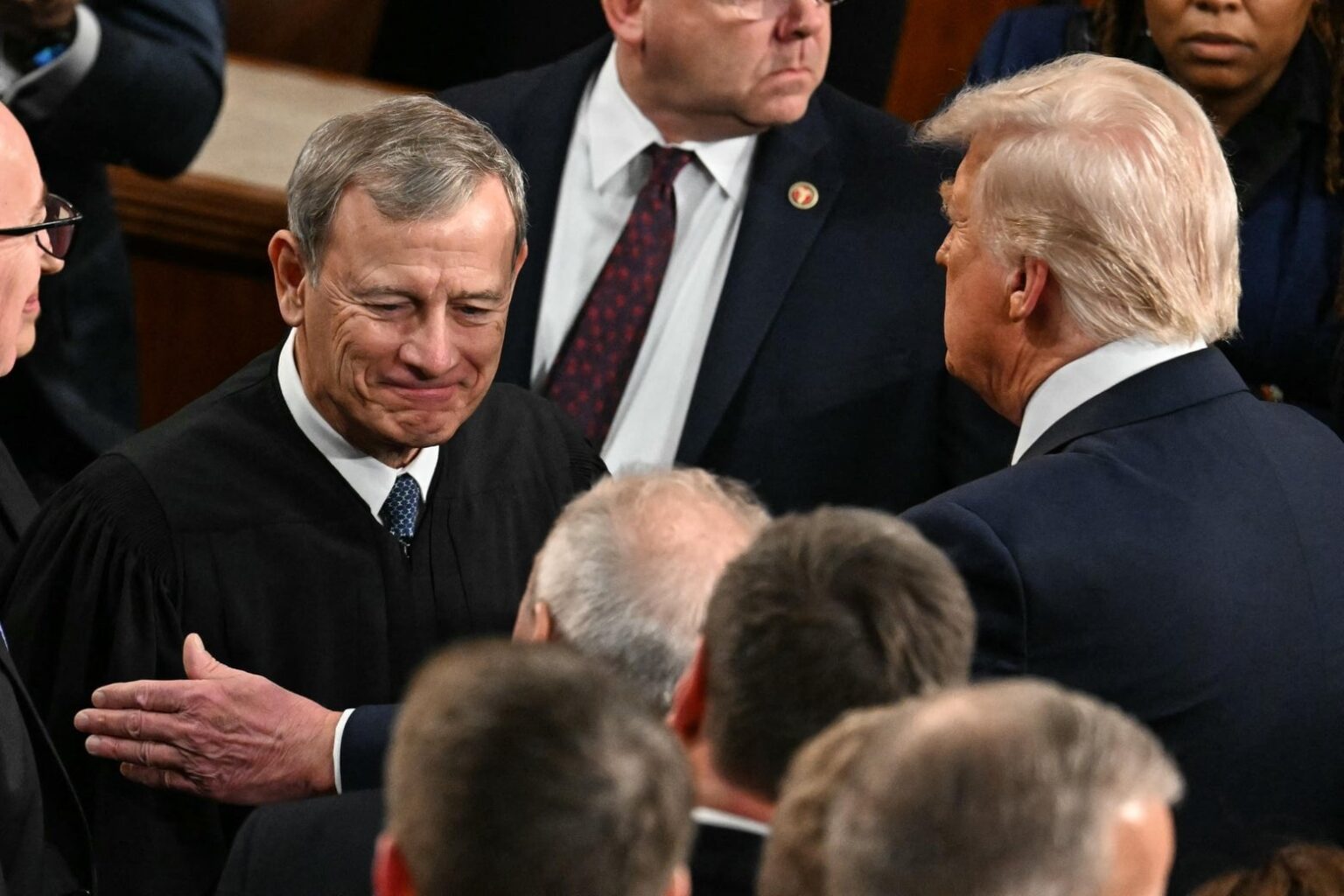 Die nächtliche Überweisung des Obersten Gerichtshofs an Trump ist in mehrfacher Hinsicht außergewöhnlich als eine
