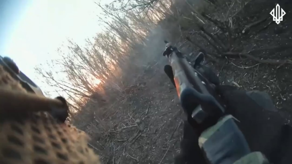 Nahkampf: Ukrainische Soldaten der 3. Operationsindikamente Spartan (NGU) haben einen russischen Infanterie -Angriff in Pokrovsk -Richtung abgewehrt. April 2025 Nahkampf: Ukrainische Soldaten der 3. Operationsindikamente Spartan (NGU) haben einen russischen Infanterie -Angriff in Pokrovsk -Richtung abgewehrt. April 2025