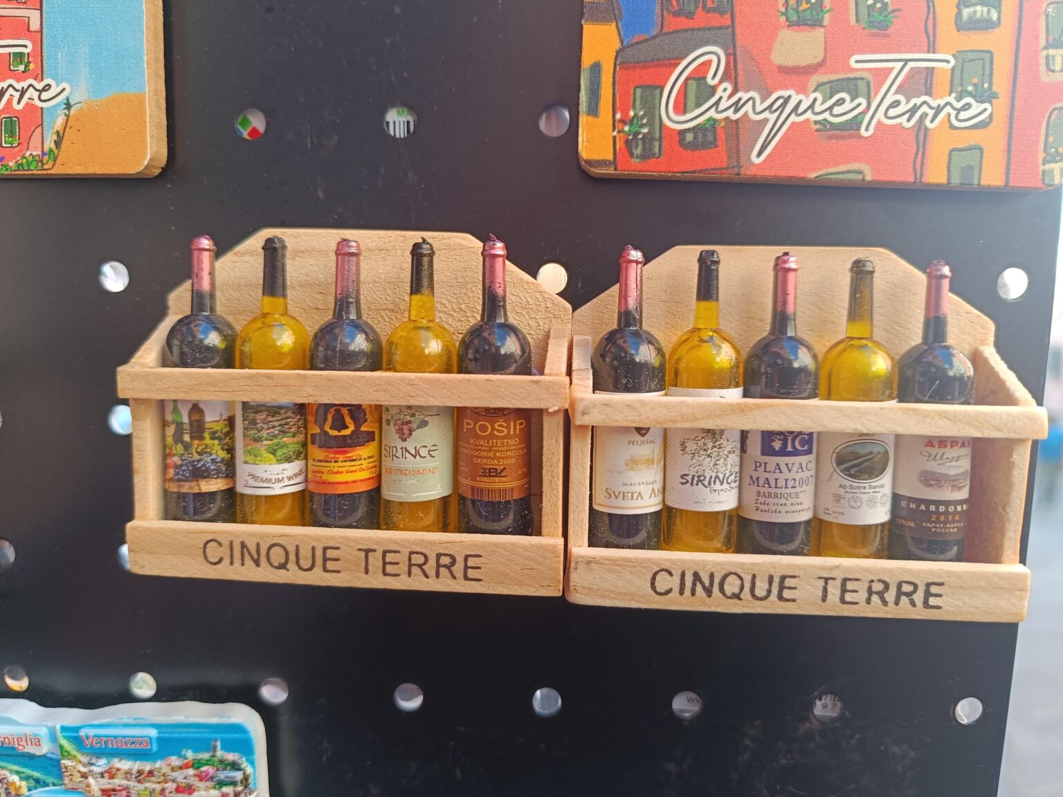 Angebot in einem Souvenirladen im italienischen Nationalpark Cinque Terre.
