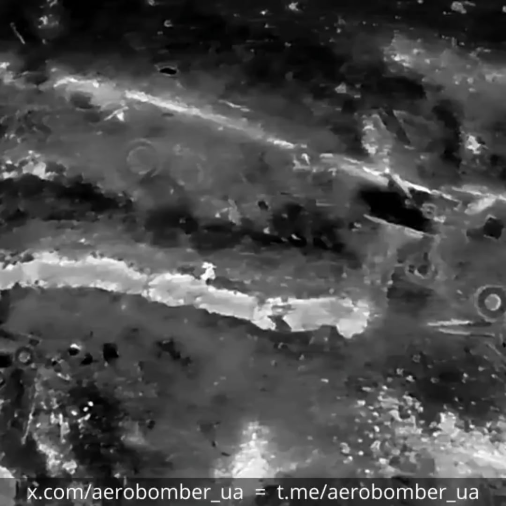 Die ukrainische „Aerobomber“ -UAS -Einheit der 30. mechanisierten Brigade hat in der Nacht russische Soldaten herausgenommen. Kupyansk Richtung. 17. April 2025 Die ukrainische "Aerobomber" -UAS -Einheit der 30. mechanisierten Brigade hat in der Nacht russische Soldaten herausgenommen. Kupyansk Richtung. 17. April 2025