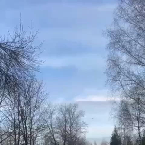 Ukrainische Drohne „Ninja“ Dropsbomben im „Glasfaser -Engineering Center“, Saransk, 5. April 2025