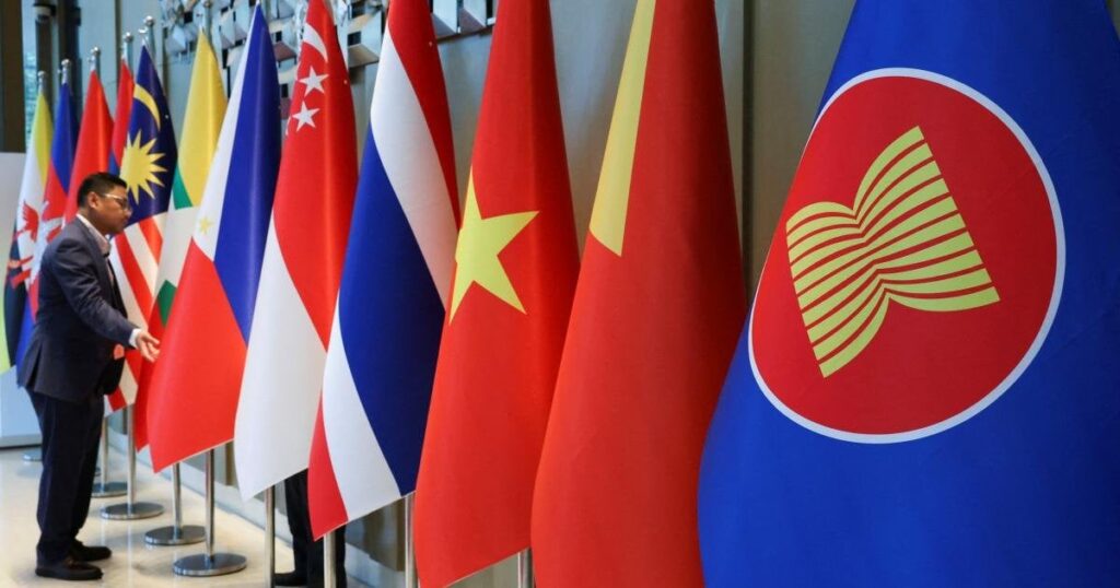 Wie Trumps Zwang in Asien nach hinten nach hinten losgehen könnte: Die Region zwingt, sich für Seiten zu entscheiden, die sie in Richtung China drücken Wie Trumps Zwang in Asien nach hinten nach hinten losgehen könnte: Die Region zwingt, sich für Seiten zu entscheiden, die sie in Richtung China drücken
