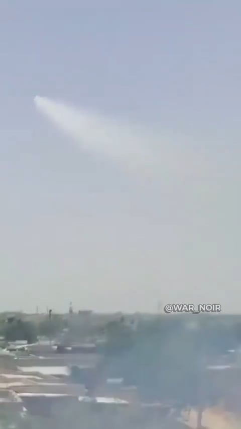 Ein seltener chinesischer HJ-12-Top-Angriff ATGM, der vom RSF gegen die sudanesische Armee verwendet wird