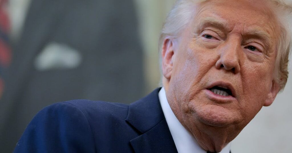 Trumps Zustimmungsrate ist nach jedem Indikator, der zählt - die Amerikaner glauben, dass Trump bei so gut wie allem versagt, dass eine neue Umfrage feststellt.