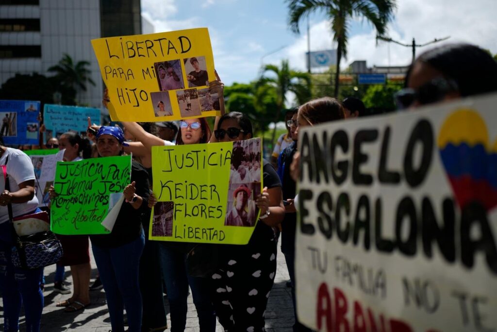 In den Vereinigten Staaten setzt der Oberste Gerichtshof die Ausweisung venezolanischer Migranten aus In den Vereinigten Staaten setzt der Oberste Gerichtshof die Ausweisung venezolanischer Migranten aus