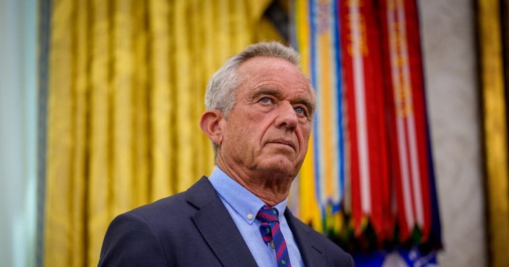 RFK Jr. wird auf die Einführung von Krankheitsregistikern, die autistische Menschen verfolgen