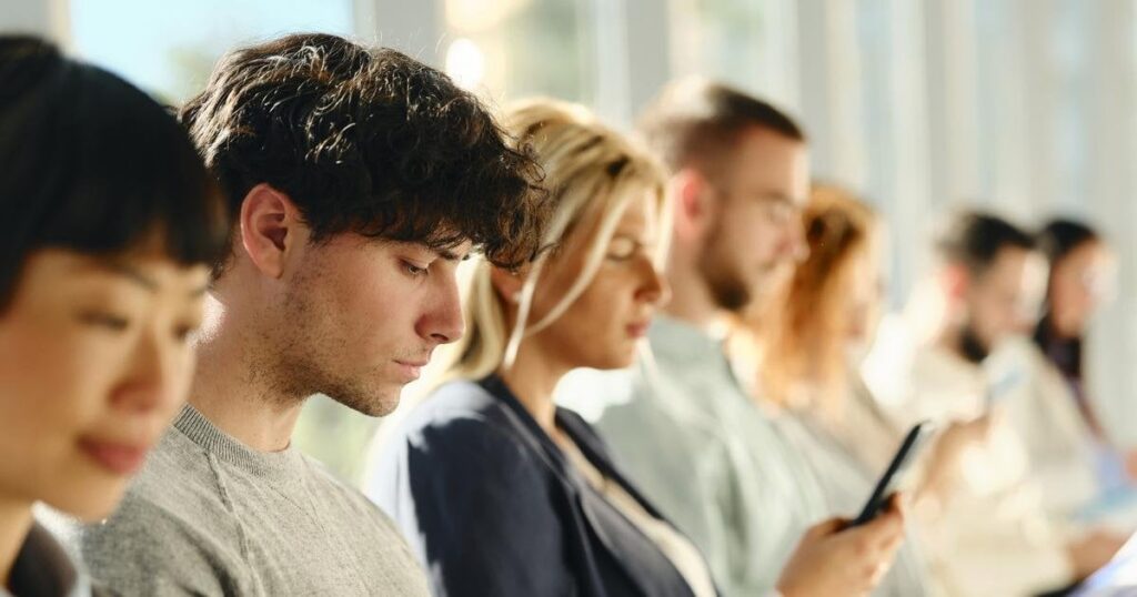„Was ist los in meinem Lebenslauf?“ : Wenn Elite -Überproduktion zum Abwärtsgrash von BAC + 5 führt "Was ist los in meinem Lebenslauf?" : Wenn Elite -Überproduktion zum Abwärtsgrash von BAC + 5 führt