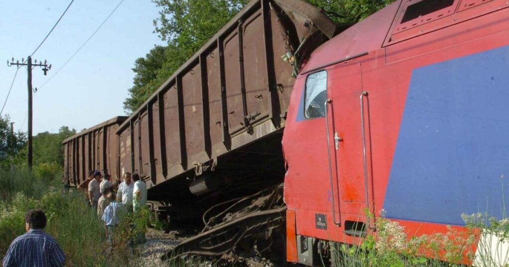 Die ... (h) Epos -Unsicherheit von Kyranakis für die Eisenbahn