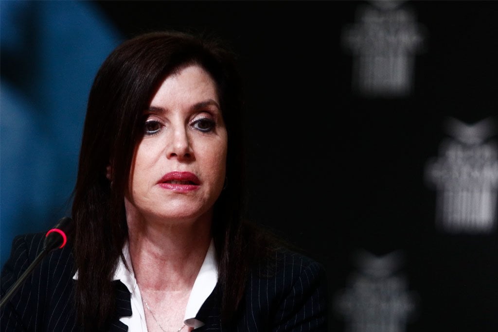 COE für Asimakopoulou-Gate: Die Geldbußen für die Leck von personenbezogenen Daten von Expatriates abgebrochen