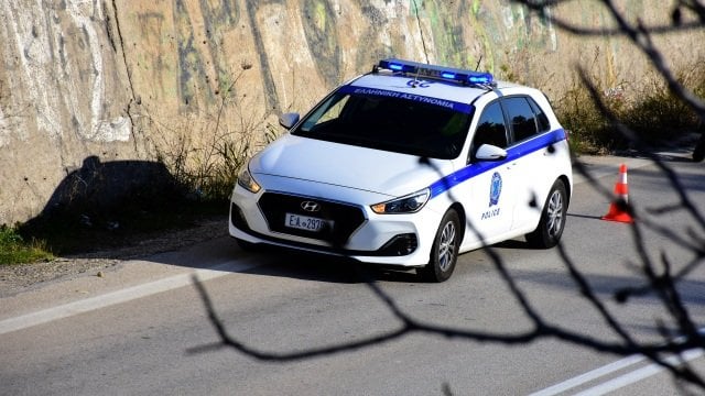 Die beiden jungen Männer, die wegen versuchten ATM -Dossiers in Agrinio verhaftet worden waren