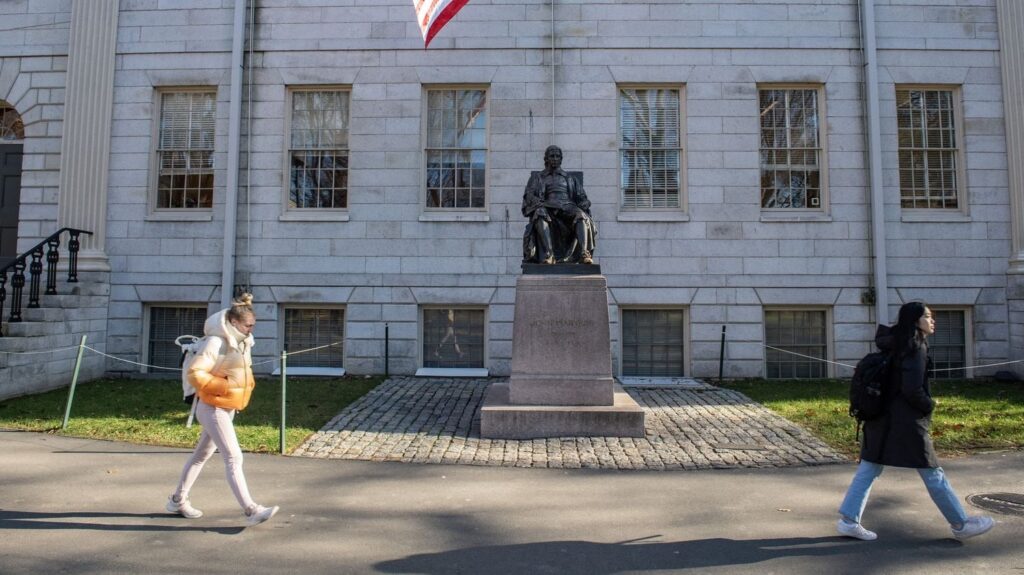 In den Vereinigten Staaten lehnt die Harvard University die Anforderungen der Verwaltung von Donald Trump ab, was ihn mehr als 2 Milliarden Subventionen abschneidet In den Vereinigten Staaten lehnt die Harvard University die Anforderungen der Verwaltung von Donald Trump ab, was ihn mehr als 2 Milliarden Subventionen abschneidet