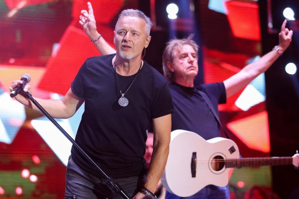 Thompson in Schwierigkeiten: Nicht nur ein Schlagzeuger auf dem Spiel, verließ die ganze Band Thompson in Schwierigkeiten: Nicht nur ein Schlagzeuger auf dem Spiel, verließ die ganze Band