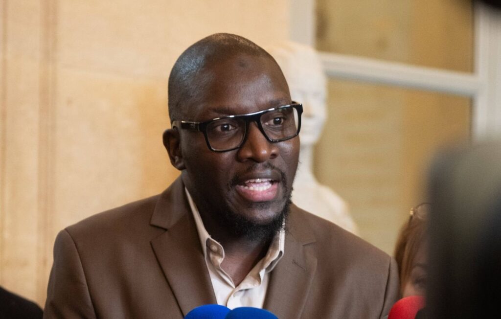 Seine-Saint-Denis: „Wenn ich dich fühle, was wirst du dann tun?“ »… Ein LFI -Stellvertreter reicht eine Beschwerde gegen einen Polizisten ein Seine-Saint-Denis: "Wenn ich dich fühle, was wirst du dann tun?" »… Ein LFI -Stellvertreter reicht eine Beschwerde gegen einen Polizisten ein