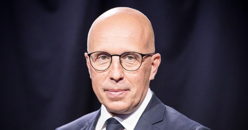 Marine Le Pen wurde der Ablenkung für schuldig befunden: „Solange es keine persönliche Anreicherung gibt …“ minimiert Éric ciotti Marine Le Pen wurde der Ablenkung für schuldig befunden: "Solange es keine persönliche Anreicherung gibt ..." minimiert Éric ciotti