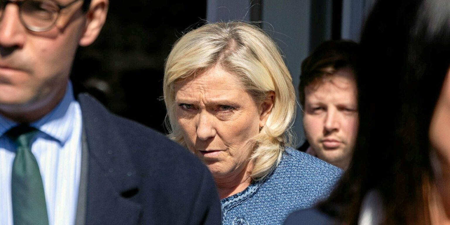 Exklusive Umfrage: 61 % der französischen Bevölkerung billigen die Verurteilung von Marine Le Pen.