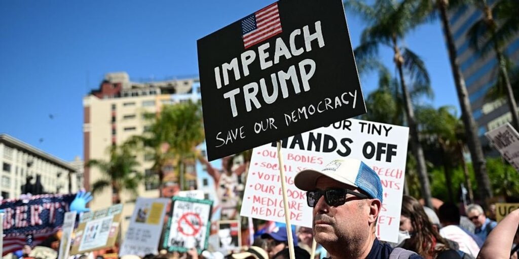 Die Mehrheit der US -Wähler unterstützt die dritte Trump Amtsenthebung: Umfrage
