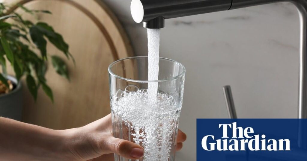 Durch durchschnittliche Wasserrechnungen werden bis 2050 wahrscheinlich 2.000 Pfund pro Jahr erreicht, sagt Ofwat