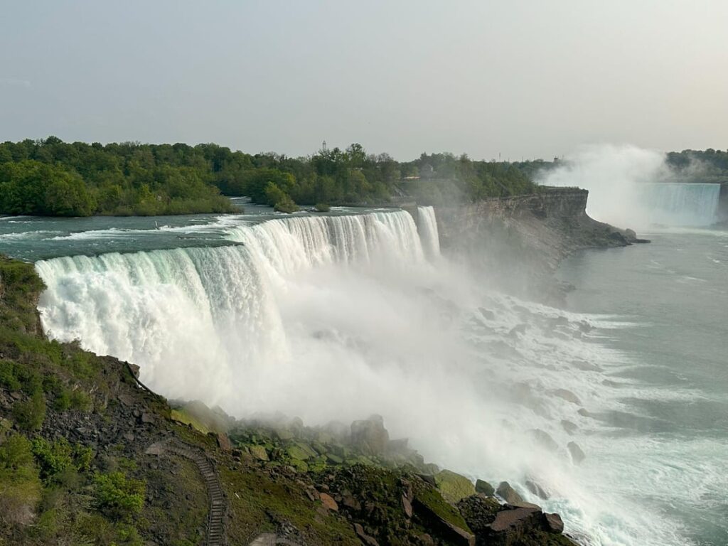 Erstaunliche Niagarafälle
