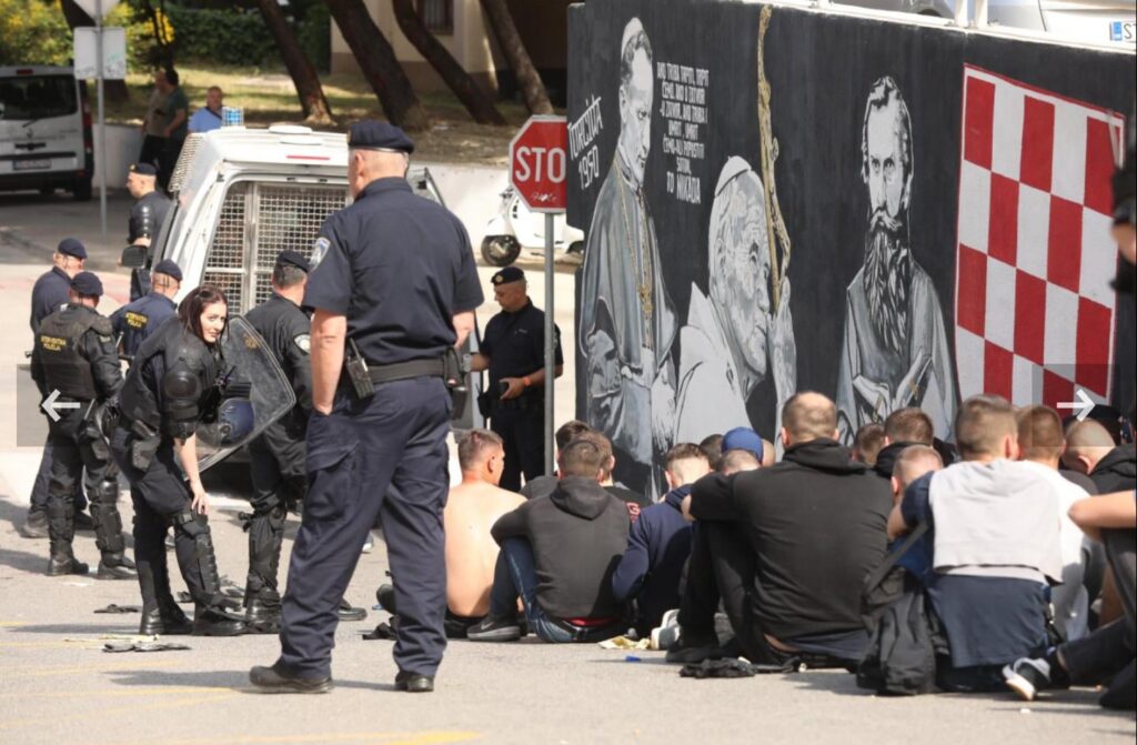 "Wenn er leiden muss, werden wir leiden; wenn im Gefängnis, zu sterben, zu sterben, aber zum satanischen Angriff, zu lockern und niemals!"