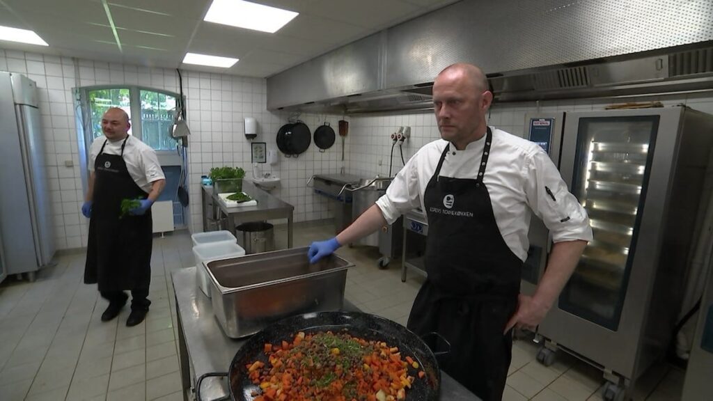 Immer mehr Kantinen loop das Fleisch: Steigende Rindfleischpreise machen sich keine Sorgen
