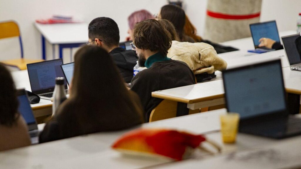 Laurent Wauquiez kündigt die Aussetzung der regionalen Hilfe an der Lyon 2 University an