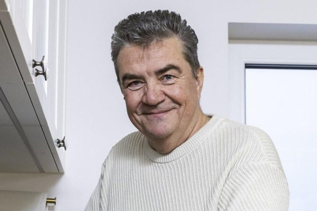 Karl Madise's Flitterwochen mit einem 15-jährigen Mädchen kam zur Öffentlichkeit. "Ich habe dieses Mädchen nie geliebt oder wollte"