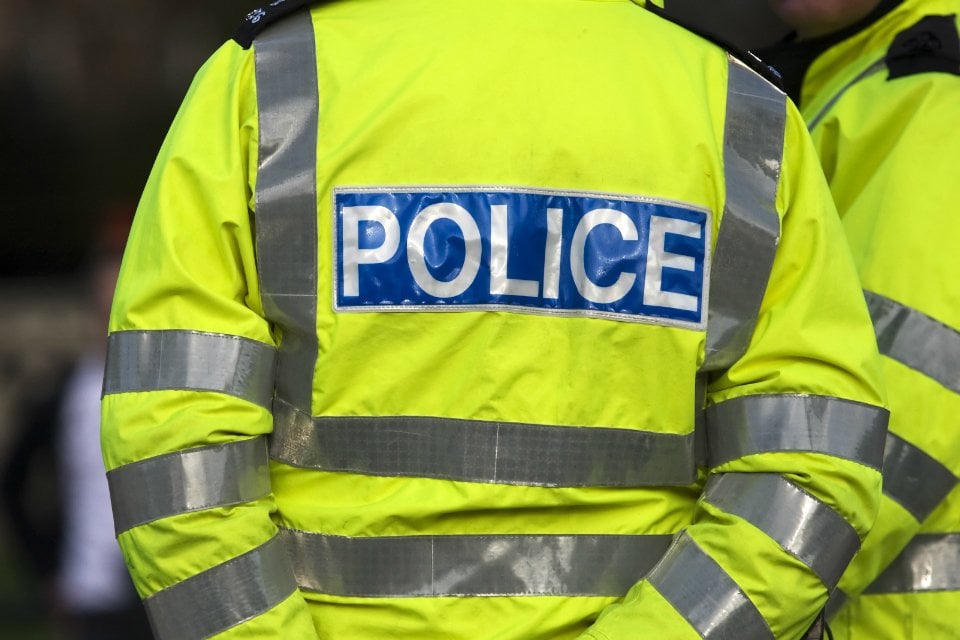 Polizei, um Fahrzeuge in 48 Stunden antisozial zu zerquetschen