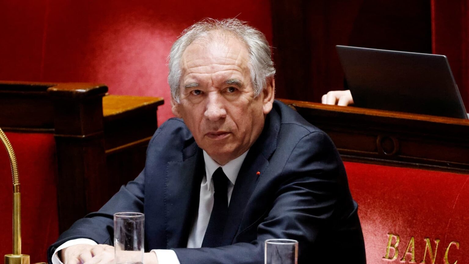 Budget 2026: Premierminister François Bayrou plant ein Referendum und „wird die Bemühungen aller fragen“ Budget 2026: Premierminister François Bayrou plant ein Referendum und "wird die Bemühungen aller fragen"