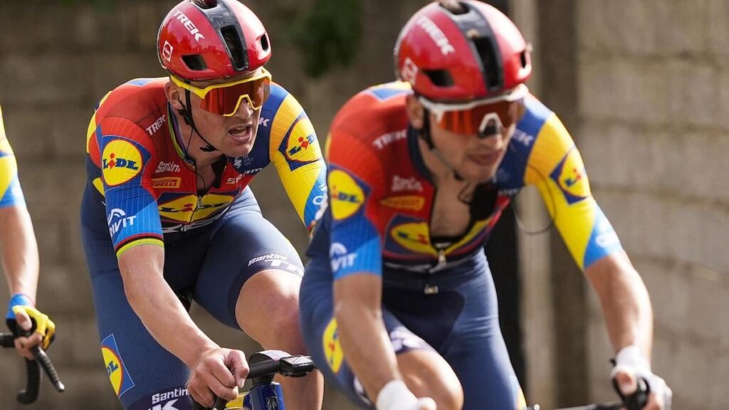 Mads Pedersen gewinnt die dritte Stufe von Giro d'Italia, fährt im Fahrertrikot und wird zur gewinnbringendsten Dane in der Geschichte.