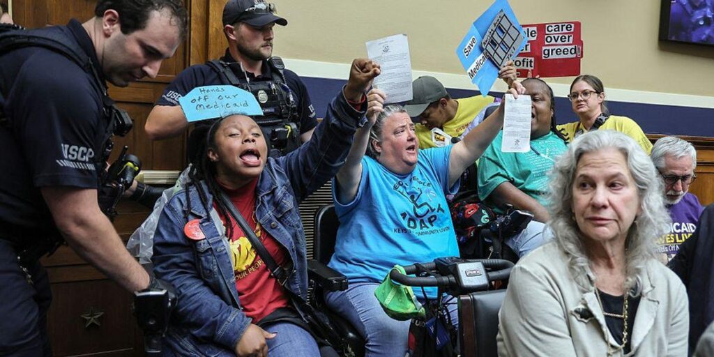 "Du wirst mich töten": Dutzende verhaftet gegen protestierte GOP Medicaid -Kürzungen in der US -Kapitol