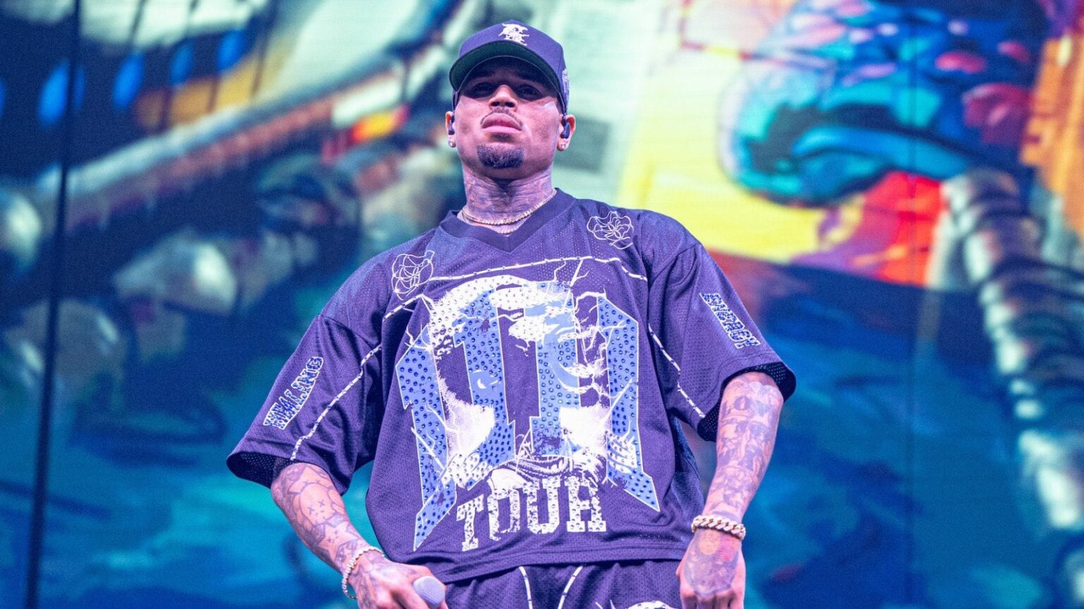 Chris Brown befahl, wegen Nachtclub -Angriffsbeschuldigungen in Haft zu bleiben – Londoner Richter lehnt die Kaution des Sängers ab, er müsse bis zum 13. Juni in Haft bleiben, die seine bevorstehende europäische Tour gefährdet Chris Brown befahl, wegen Nachtclub -Angriffsbeschuldigungen in Haft zu bleiben - Londoner Richter lehnt die Kaution des Sängers ab, er müsse bis zum 13. Juni in Haft bleiben, die seine bevorstehende europäische Tour gefährdet